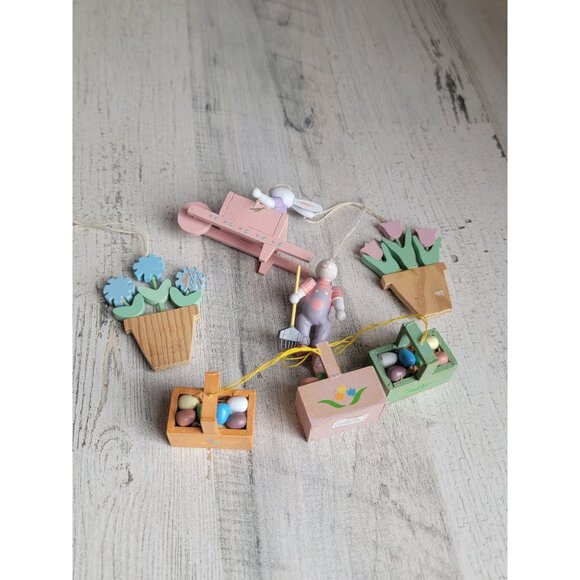 Vintage wooden Easter bunny egg Barrel AS IS ornament set Xmas spring - Picture 8 of 13